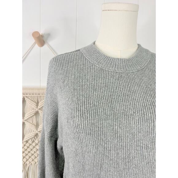 Abercrombie & Fitch Gray Crewneck Tunic Sweater Size XS - Picture 3 of 8